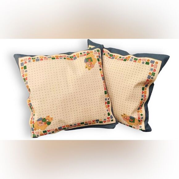 Kitten Printed Cotton 20 x 20 PAIR Throw Pillows Zippered Blue Linen NEW - Picture 1 of 11